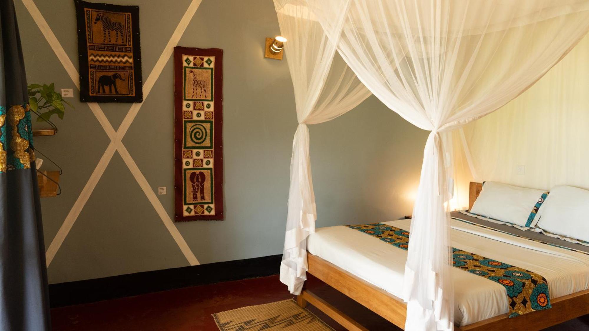 Viavia Entebbe Hotel ภายนอก รูปภาพ