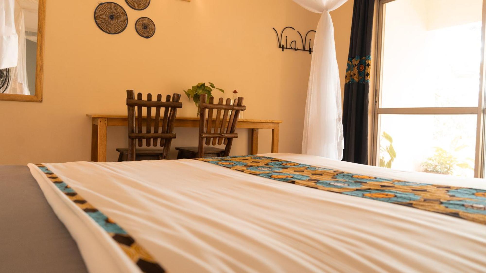 Viavia Entebbe Hotel ภายนอก รูปภาพ
