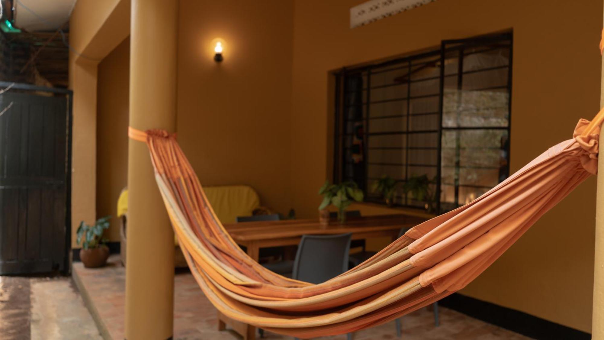 Viavia Entebbe Hotel ภายนอก รูปภาพ