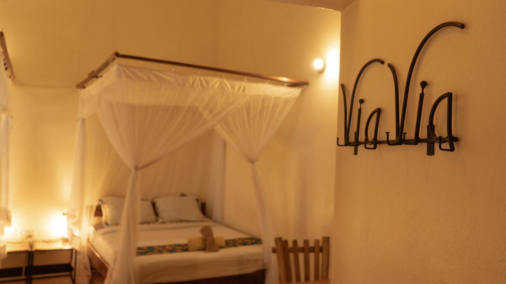 Viavia Entebbe Hotel ภายนอก รูปภาพ